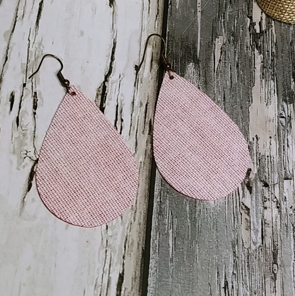 Faux Leather Teardrop Deer Earrings - Picture 4 of 6